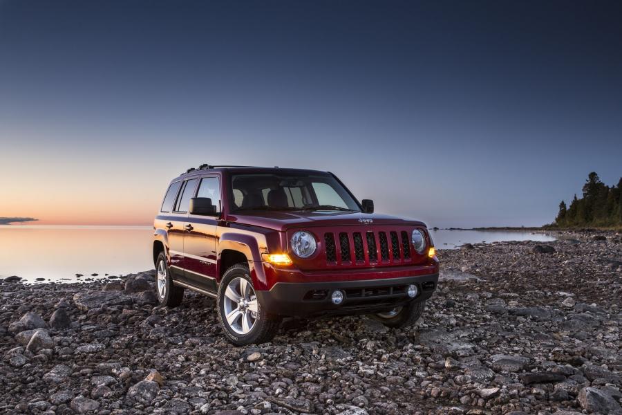  Jeep Patriot 2014 года  (фото 14 из 17)